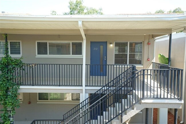 212 S Church Ave