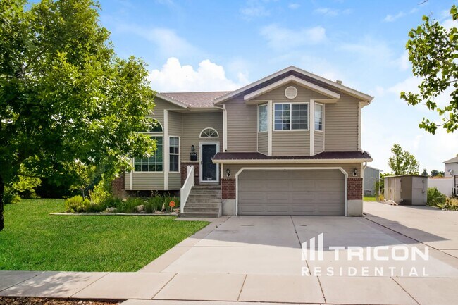 property at 2262 2940 W
