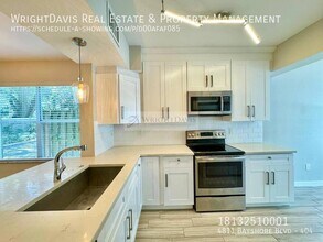 4811 Bayshore Blvd in Tampa, FL - Building Photo - Building Photo