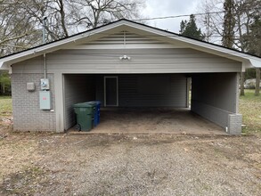 4201 Lamar Ave in Shreveport, LA - Foto de edificio - Building Photo