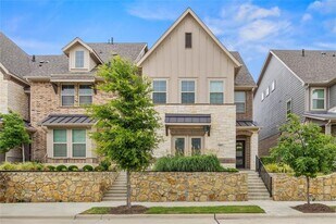 7833 Bayside Dr in Rowlett, TX - Building Photo