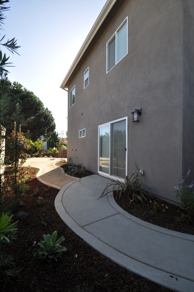 6255 Adobe Dr in San Diego, CA - Building Photo - Building Photo