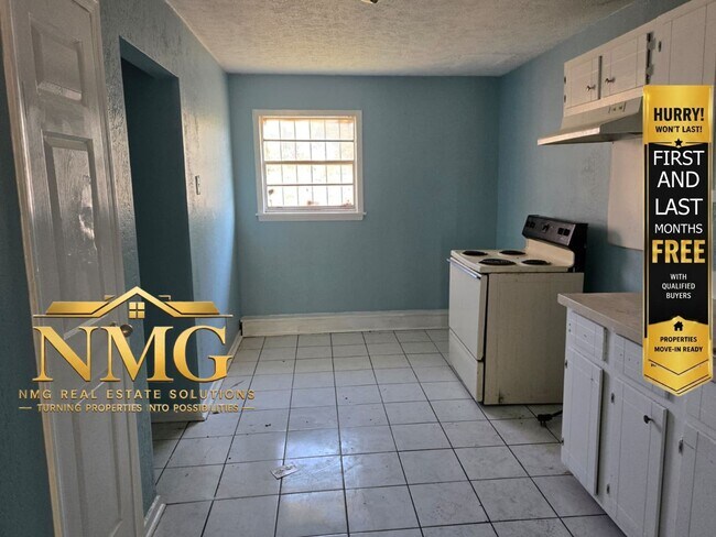 property at 3380 Shady Oaks St