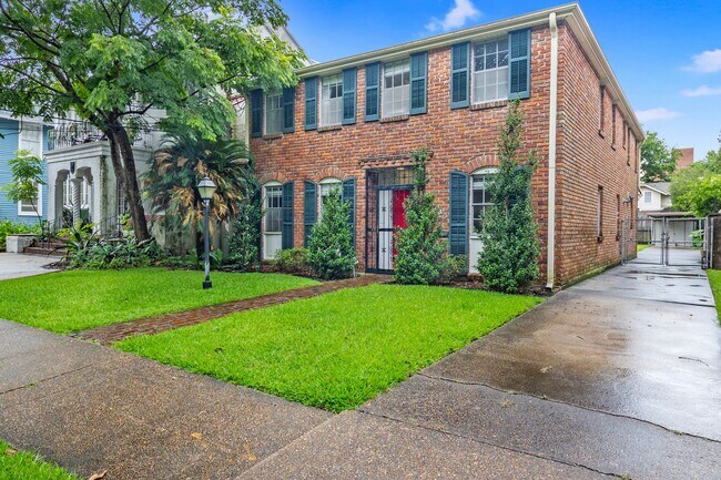 2230 Palmer Ave in New Orleans, LA - Building Photo - Building Photo