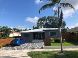 2235 SW 25th Ter in Miami, FL - Building Photo