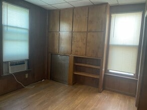 118 N MacArthur Blvd in Springfield, IL - Building Photo - Building Photo