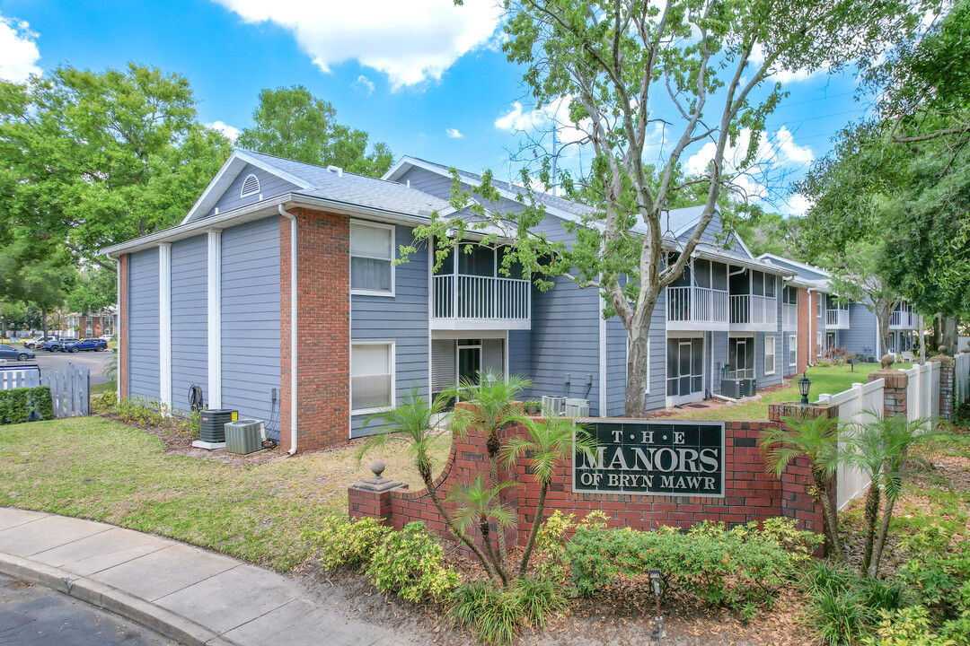 Manors Of Bryn Mawr in Orlando, FL - Building Photo