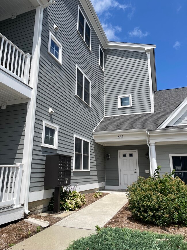 property at 862 Washington St