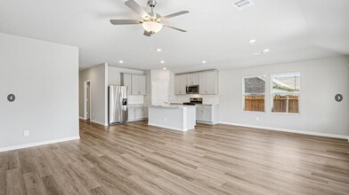 2120 Rannoch St in Sherman, TX - Foto de edificio - Building Photo