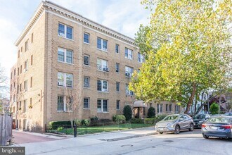 3314 Mount Pleasant St NW in Washington, DC - Building Photo - Building Photo