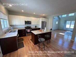 87 Dogwood Cir in Lebanon, NH - Building Photo - Building Photo