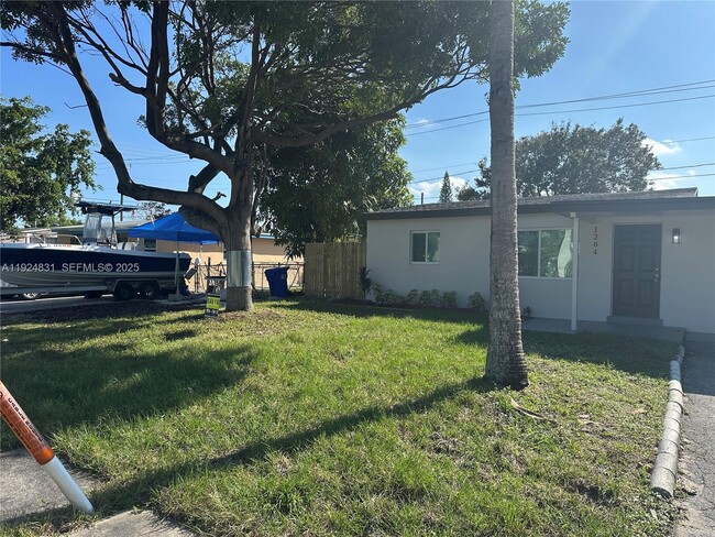1264 NE 25th Ct in Pompano Beach, FL - Building Photo - Building Photo