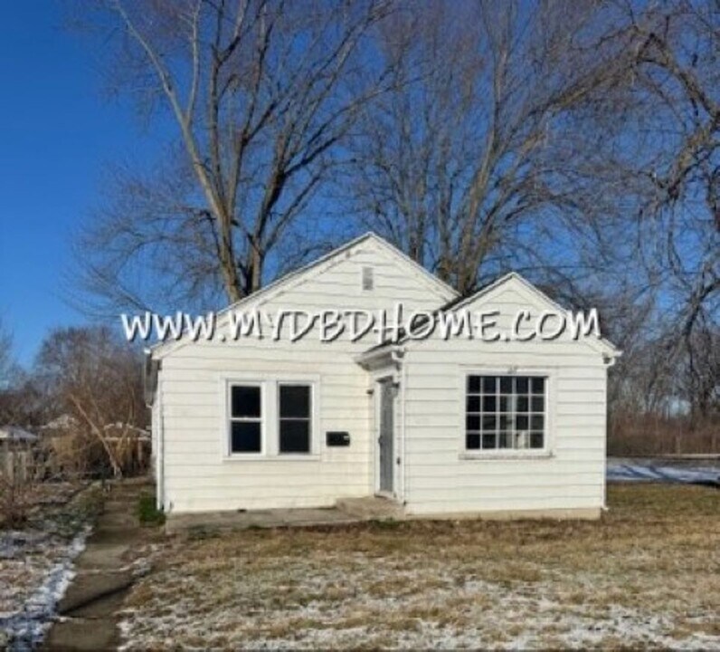 608 State St in New Haven, IN - Building Photo