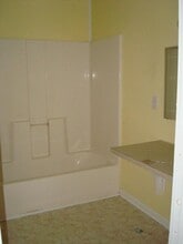 3304 Forest St in Kilgore, TX - Building Photo - Building Photo