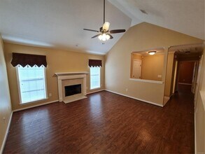 1576 Hallwood Ln, Unit 5 in Montgomery, AL - Building Photo - Building Photo
