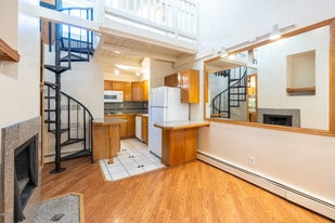 Canyon Club in Boulder, CO - Building Photo