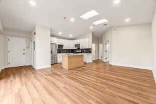 937 Post Rd in Fairfield, CT - Building Photo