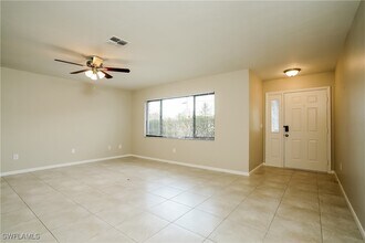3311 SE Santa Barbara Pl in Cape Coral, FL - Building Photo - Building Photo