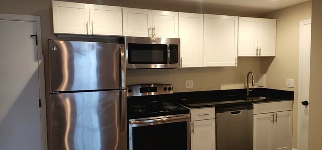 property at 1 Old Colony Rd