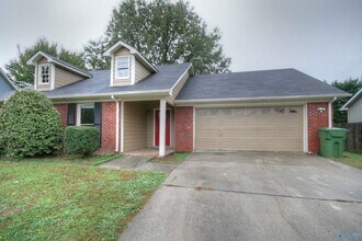 104 Hollington Dr NE in Huntsville, AL - Building Photo - Building Photo