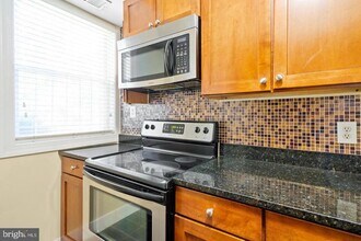 2835 Gainesville St SE in Washington, DC - Building Photo - Building Photo