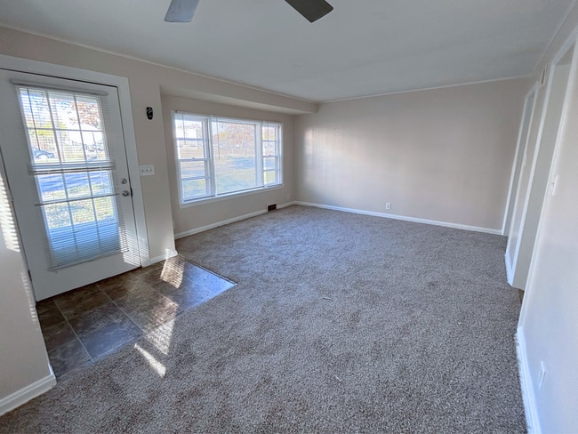 909 Ashland Rd in Columbia, MO - Building Photo - Building Photo