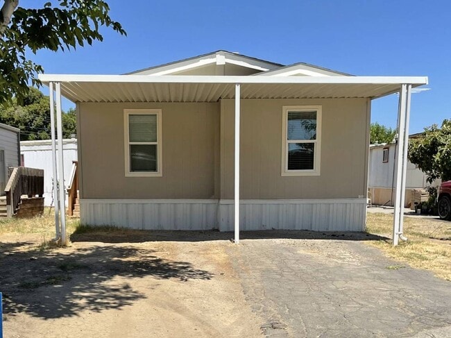 property at 533 E Sullivan St