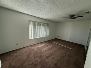 757 E Peach St in San Jacinto, CA - Building Photo - Building Photo