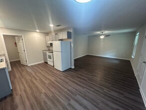 5978 Queen St in Milton, FL - Building Photo - Building Photo