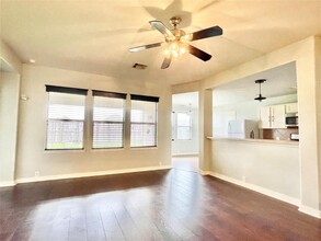 839 Sunshine Medley Ln in Rosenberg, TX - Building Photo - Building Photo