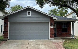 Room in House on Dittmar Oaks Dr in Austin, TX - Building Photo