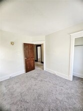 706 E Delavan Ave in Buffalo, NY - Building Photo - Building Photo