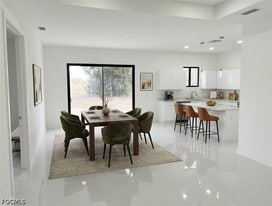 2113 NW 41st Ave in Cape Coral, FL - Building Photo