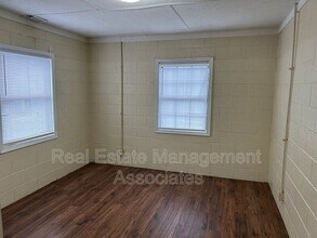 909 Cleveland St in Griffin, GA - Building Photo - Building Photo