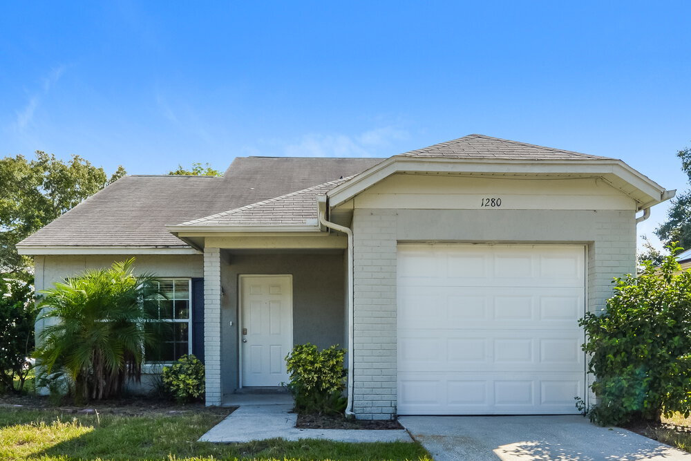 1280 Pin Oak Dr in Apopka, FL - Building Photo