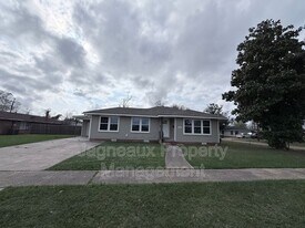 3502 Center St in Lake Charles, LA - Building Photo