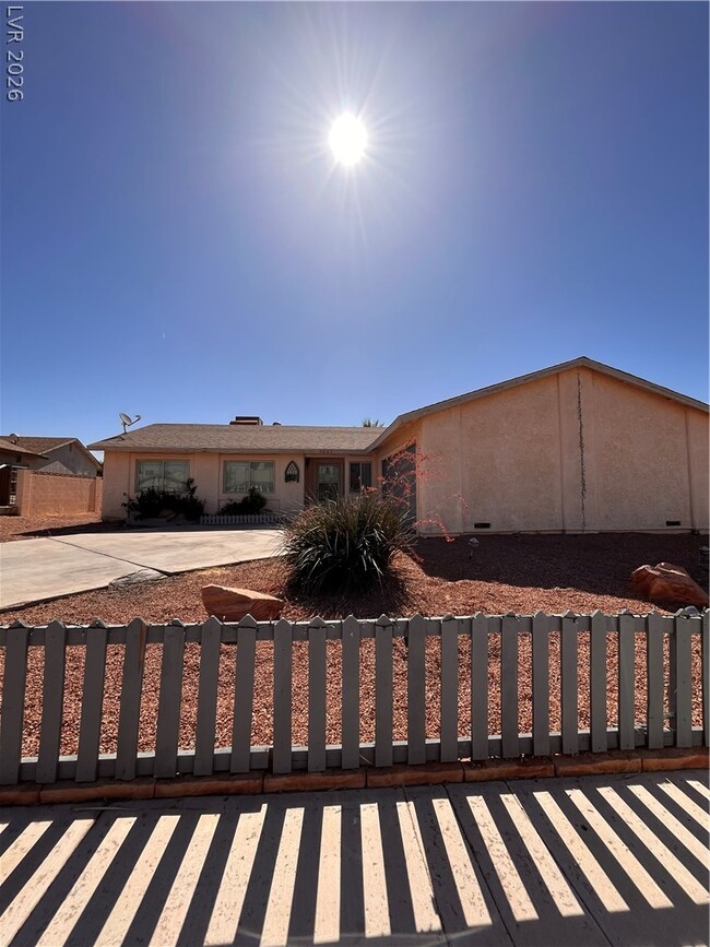 property at 5348 Ravendale Cir