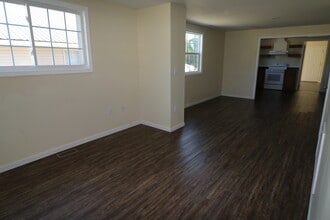 833 Dale St in Kingsport, TN - Foto de edificio - Building Photo