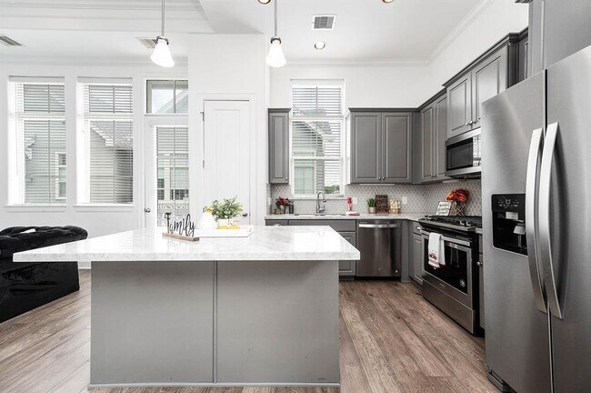 property at 2103 Naomi St