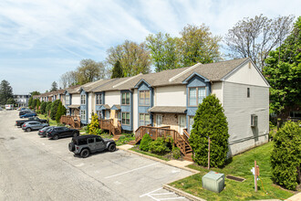 Abbey Lane Condominium in Philadelphia, PA - Building Photo - Building Photo