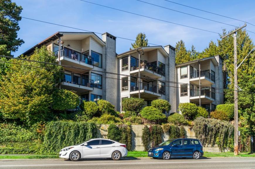 2636 22nd Ave W in Seattle, WA - Building Photo