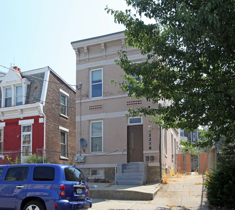 2238 Flora St in Cincinnati, OH - Building Photo