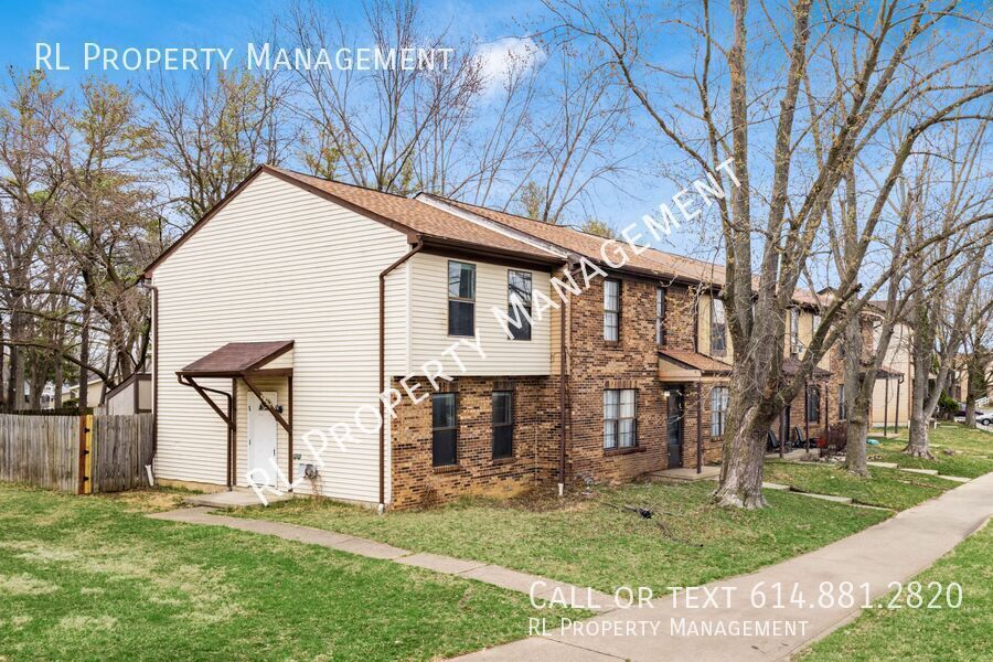 3246 Rakeford Dr in Columbus, OH - Building Photo