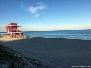 6450 Collins Ave-Unit -205 in Miami Beach, FL - Building Photo - Building Photo