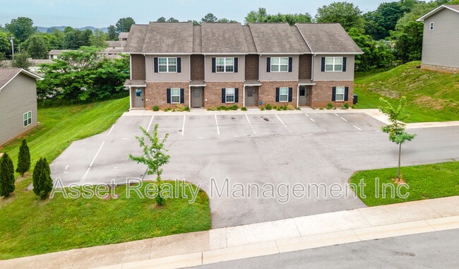 property at 926 Warrior Hill Dr