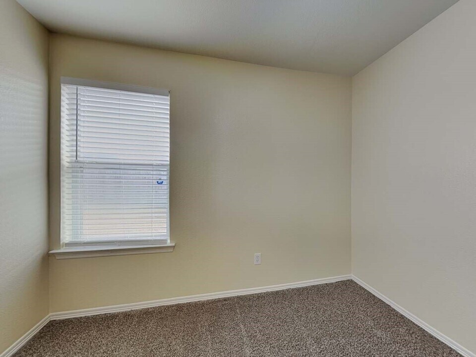 6002 Lone Prairie Way in Katy, TX - Building Photo