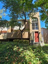 2121 Vale Rd in San Pablo, CA - Building Photo