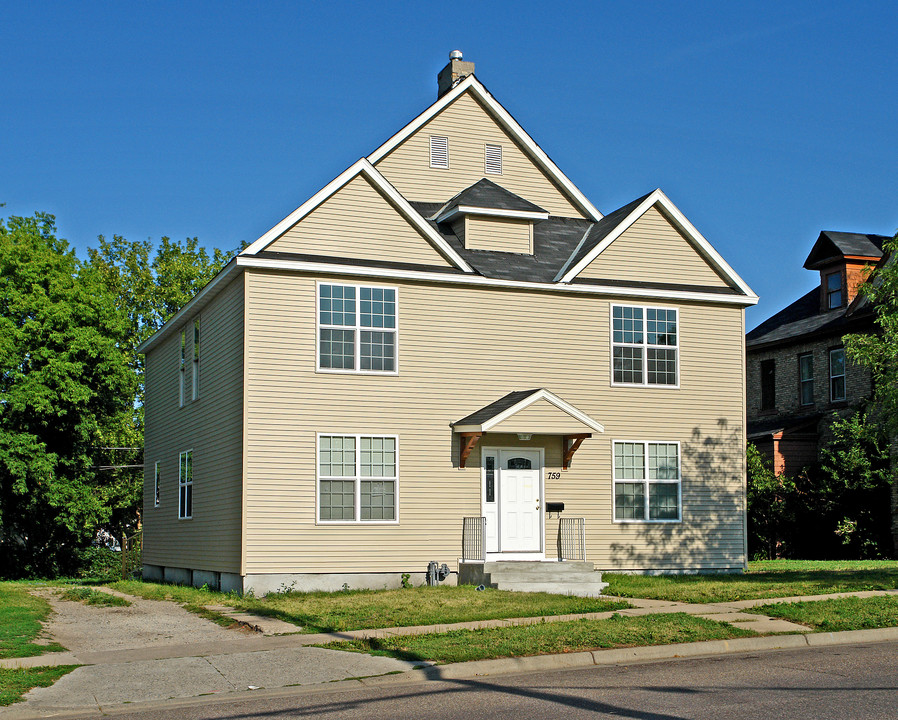 759 Edgerton St in St. Paul, MN - Foto de edificio