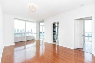 208-3208 Enfield Pl in Mississauga, ON - Building Photo - Building Photo