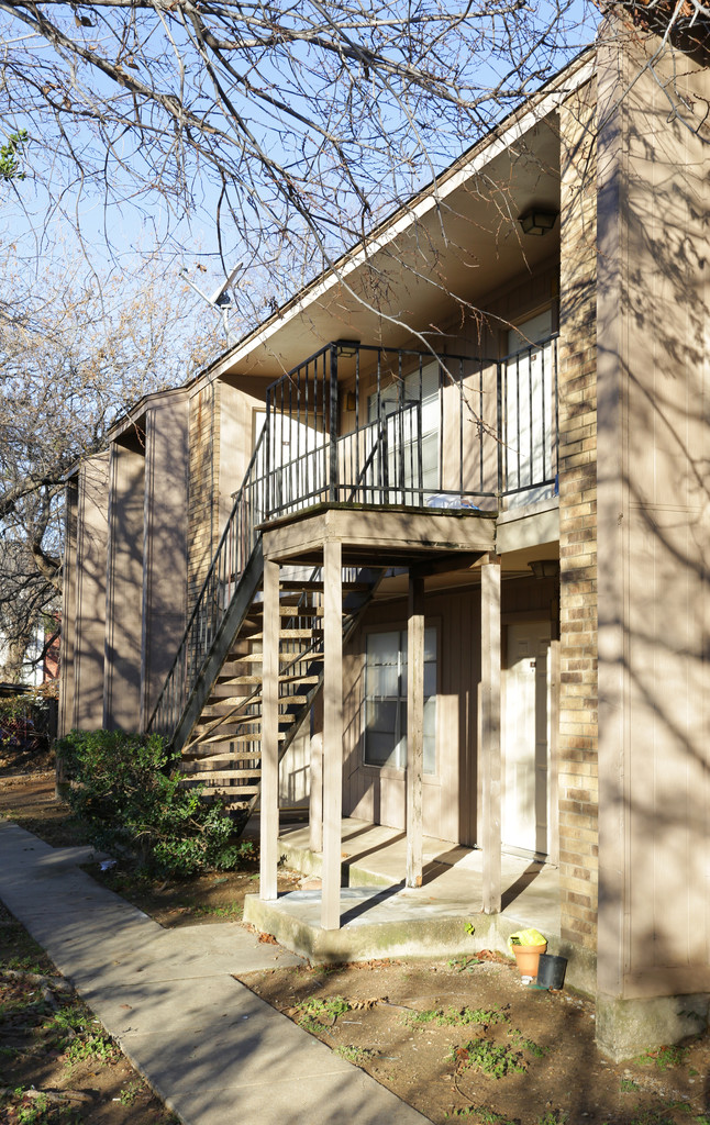 Fry Street Apartments in Denton, TX